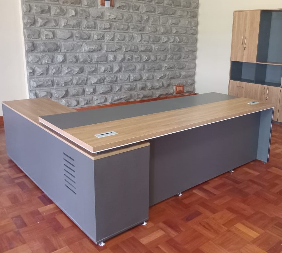 2.4m Executive Modern office Desk